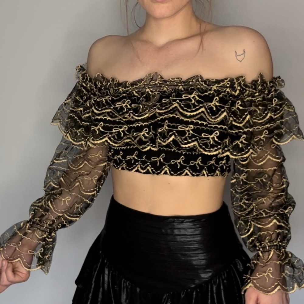 ALICE McCALL | SATELLITE TOP